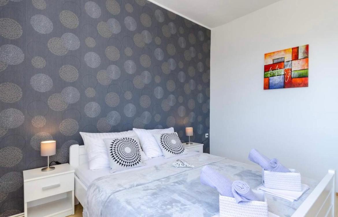 Apartments Tatjana Crikvenica Extérieur photo
