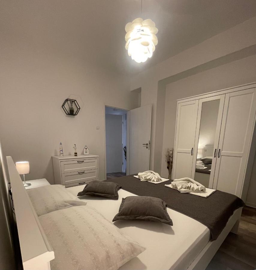 Apartments Tatjana Crikvenica Extérieur photo